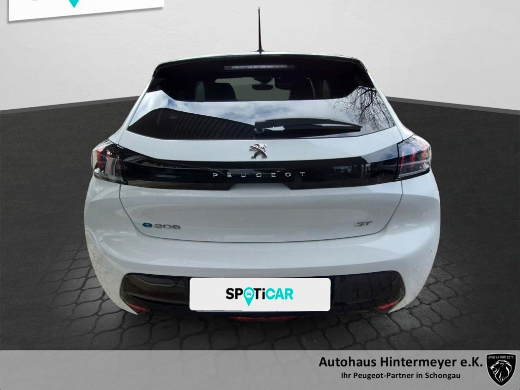 Peugeot e-208