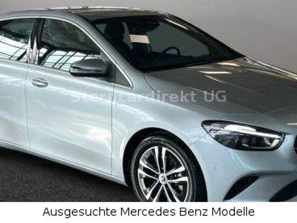 Mercedes-Benz B-Klasse B 220 4MATIC Progressive Sedan