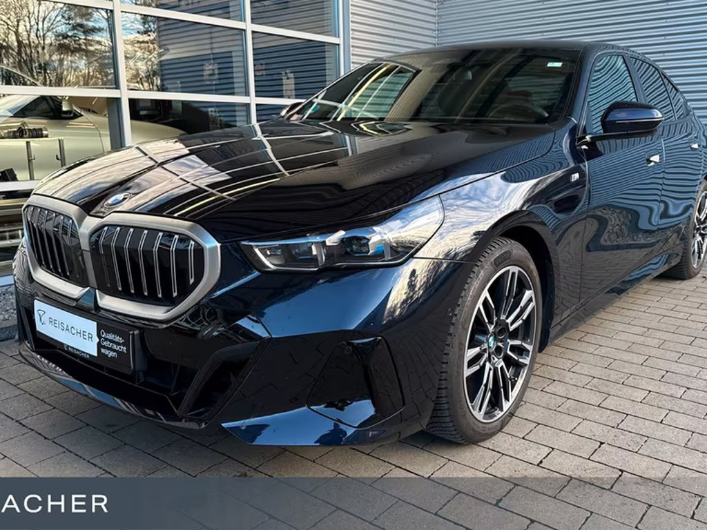 BMW 5 Serie 520 M-Sport Sedan 520i