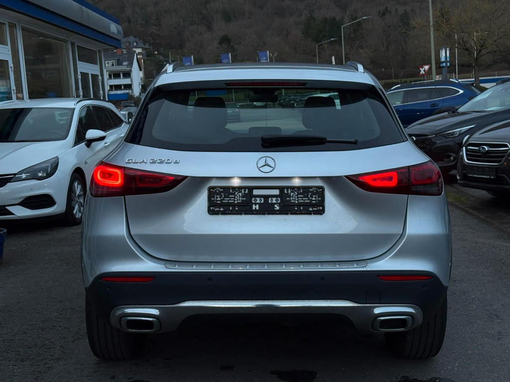 Mercedes-Benz GLA-Klasse