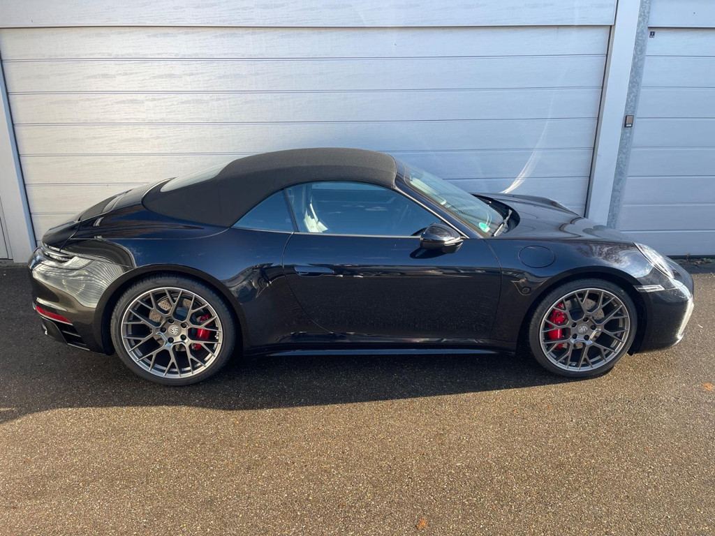 Porsche 992