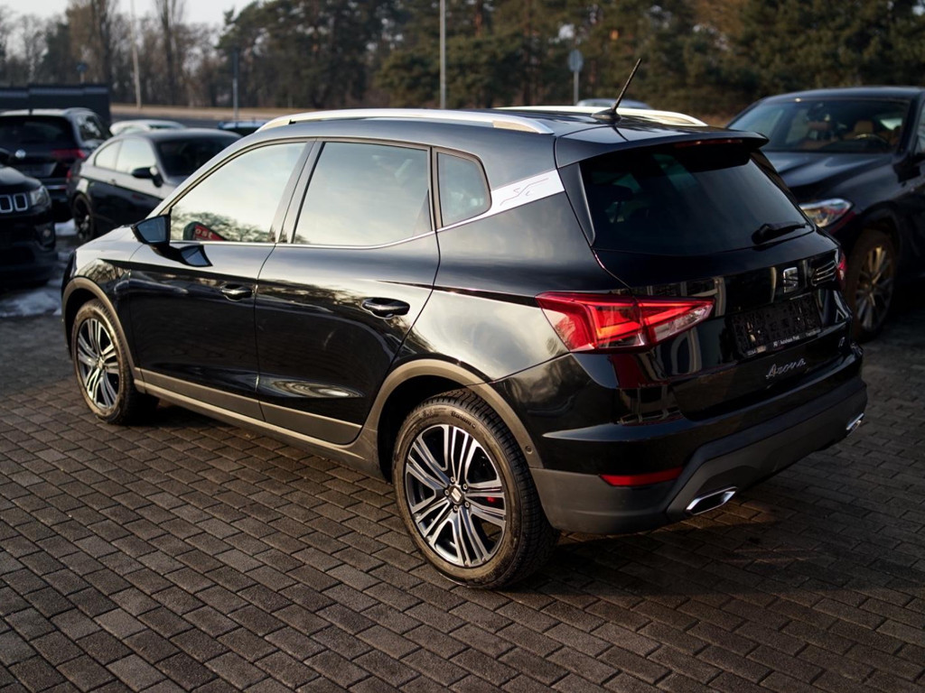Seat Arona