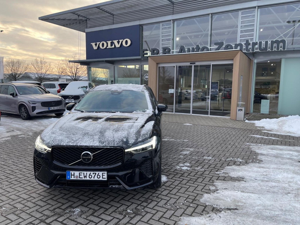 Volvo XC60 AWD T8 Plus Dark