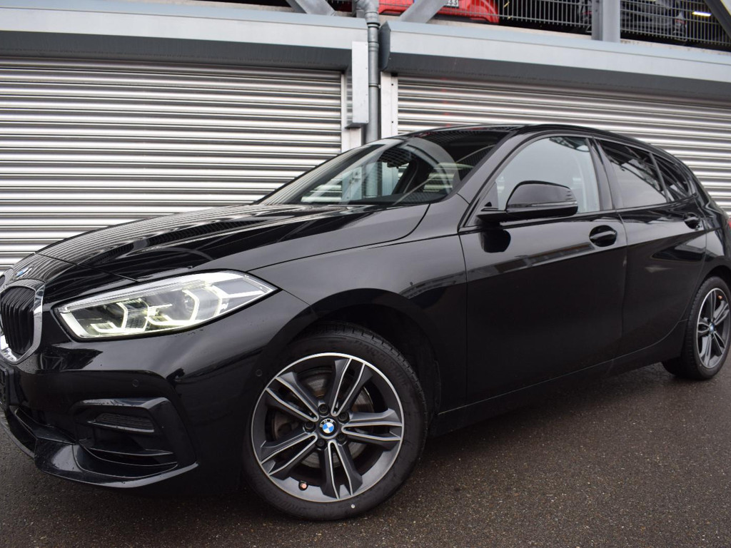 BMW 1 Serie 116 Sport Line Sedan 116i