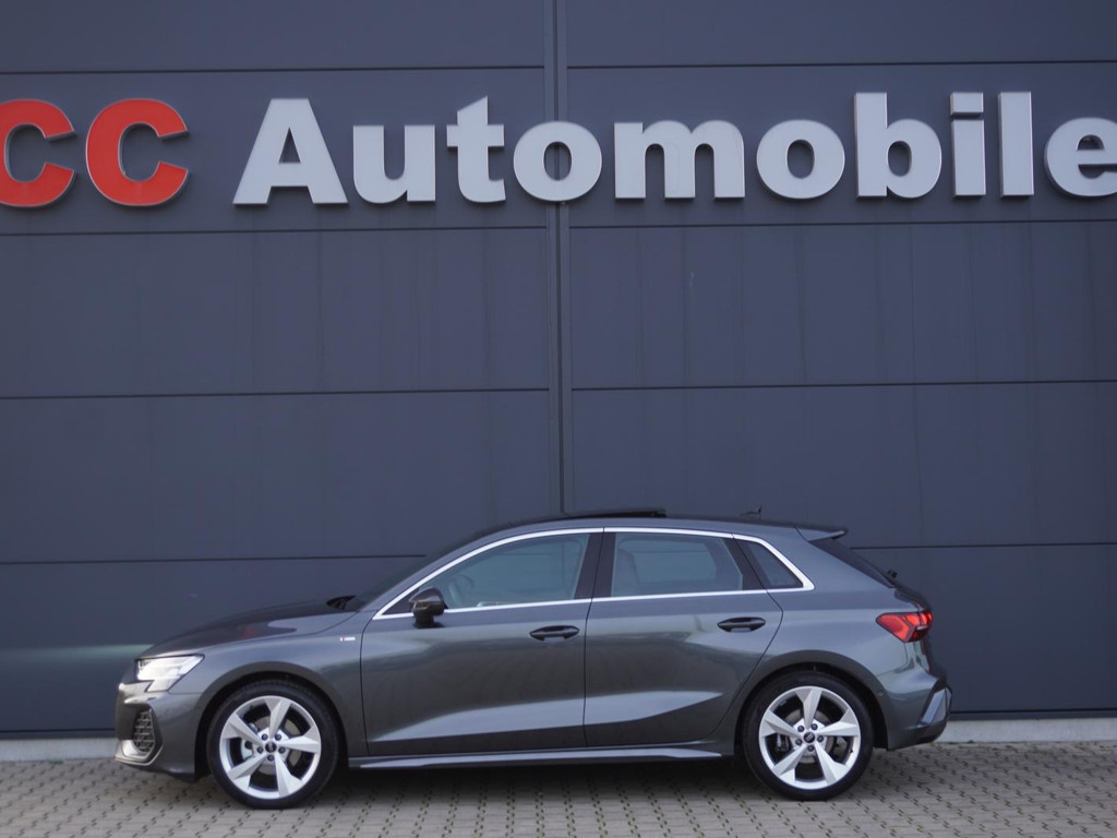 Audi A3 Sportback Sedan S-Line