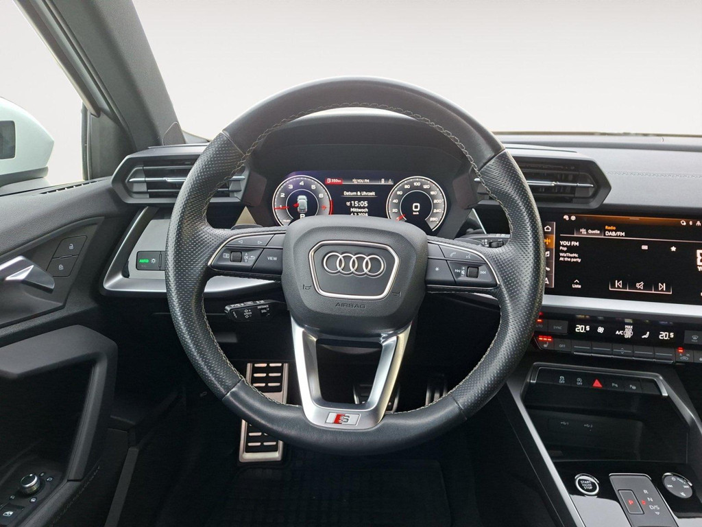 Audi A3 Sportback Sedan S-Line 30 TFSI