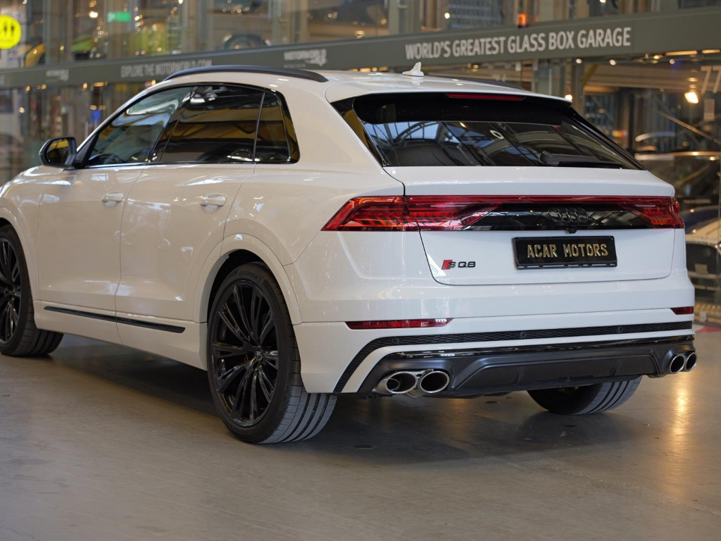 Audi SQ8