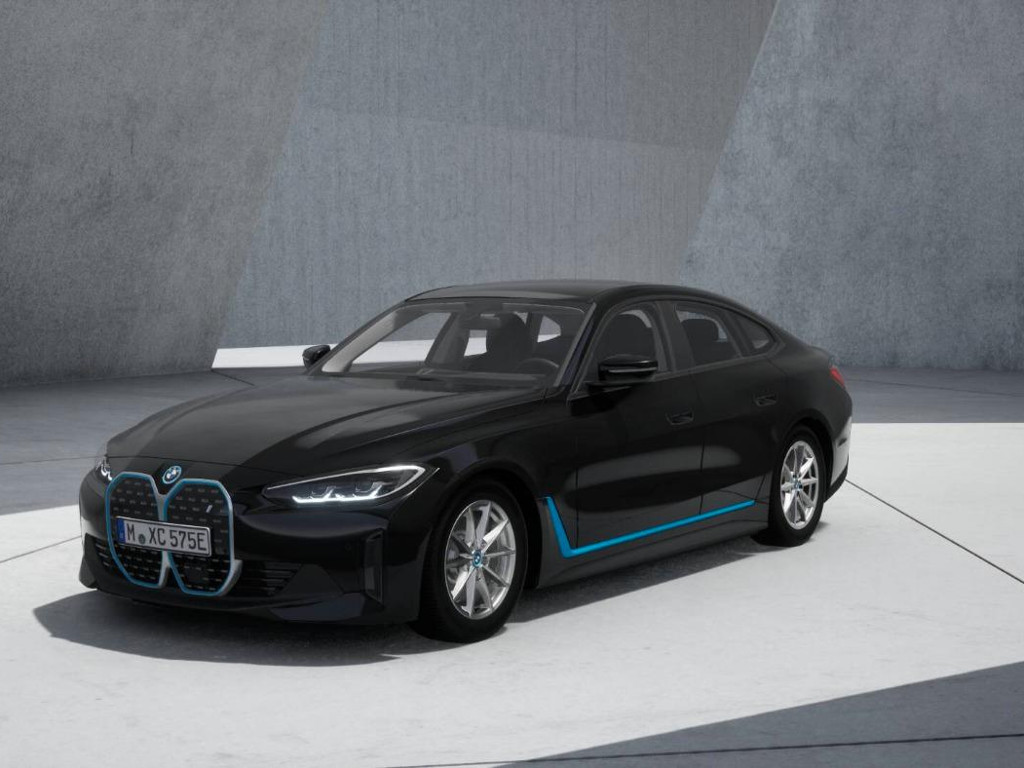 BMW i4 eDrive35
