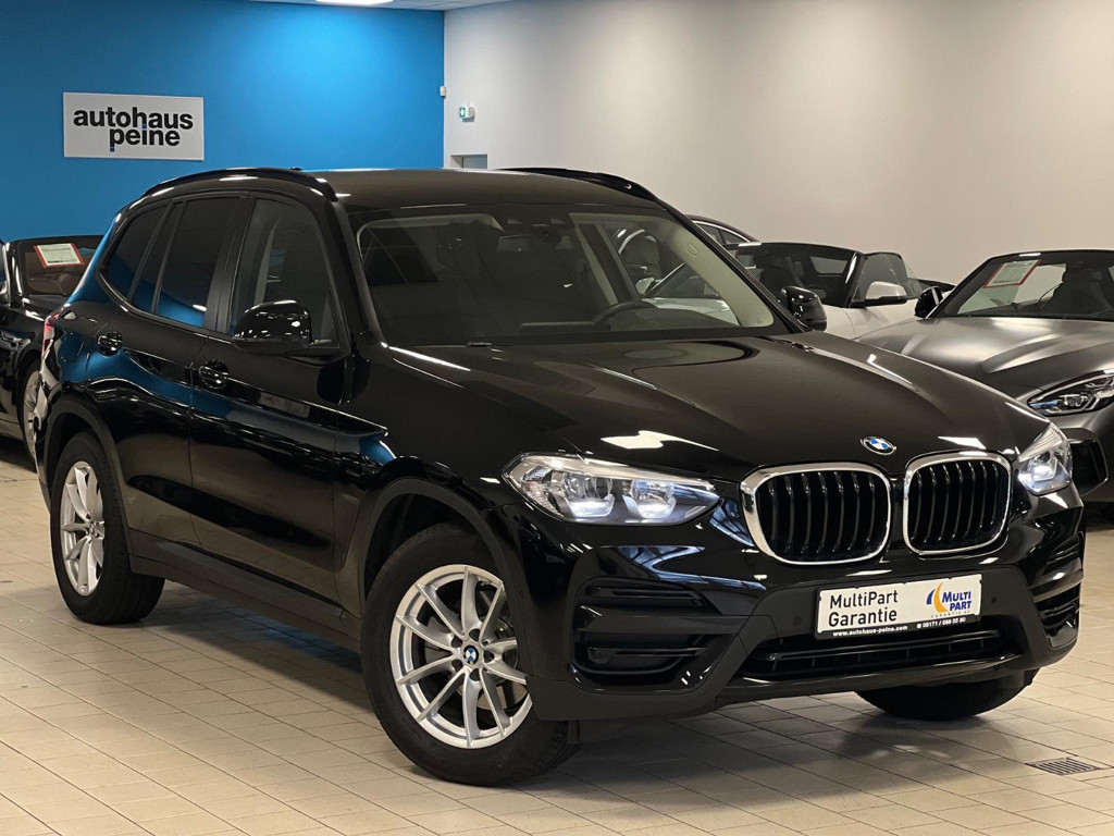 BMW X3 xDrive Advantage pakket