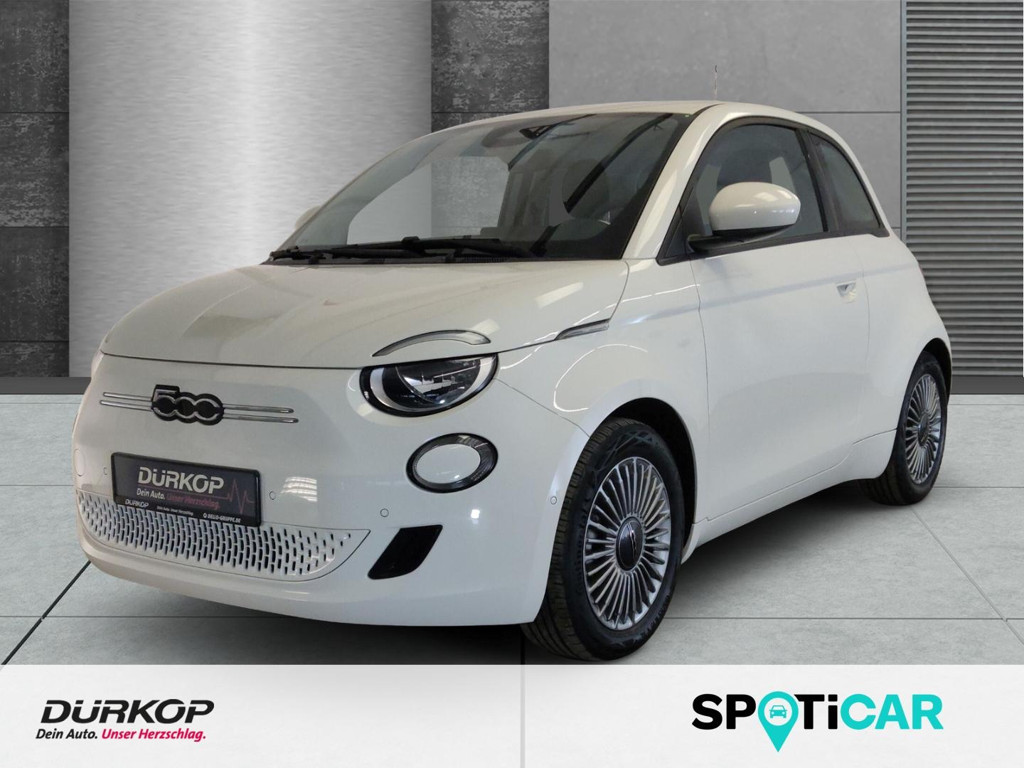 Fiat 500e Navi CarPlay Kamera DAB Keyless Tempomat
