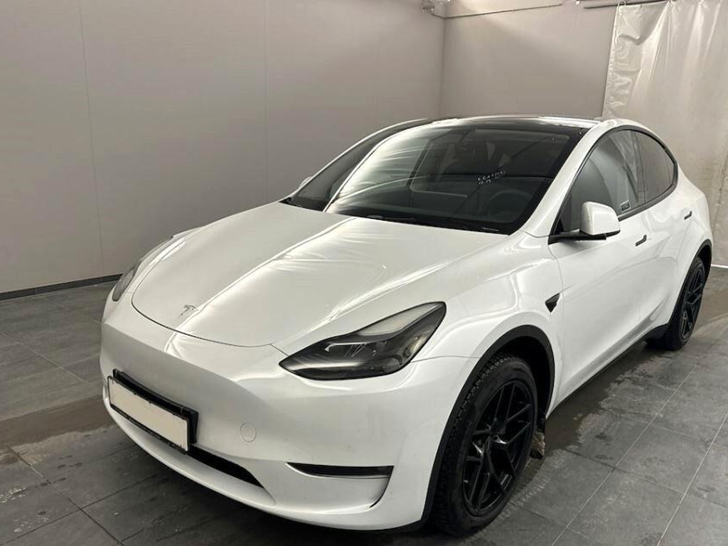Tesla Model Y Long Range Dual Motor AWD