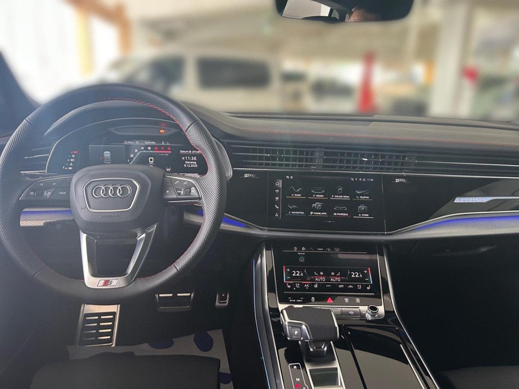 Audi SQ8