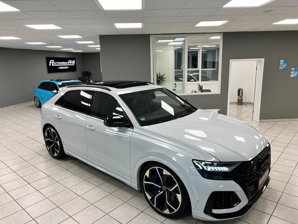 Audi RS Q8 | Voll | Suzuka | Dynamik+ | Soft | Massage