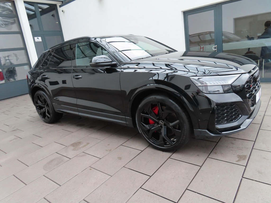 Audi RS Q8