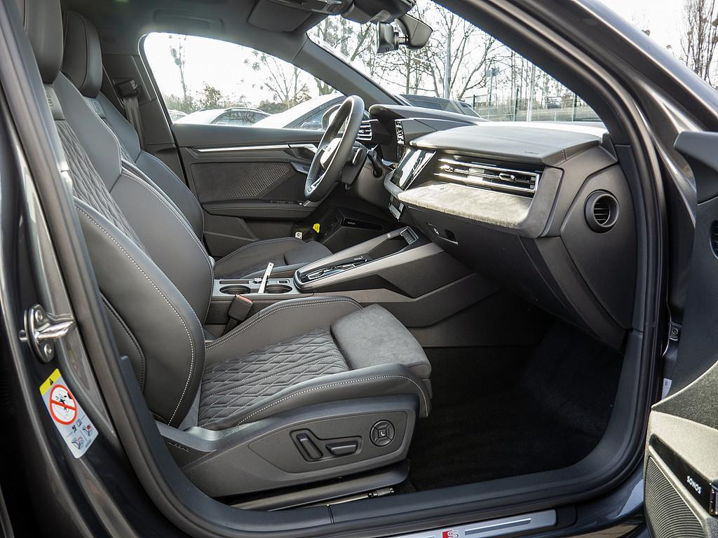 Audi A3 Sportback Sedan S-Line S-Tronic Hybride