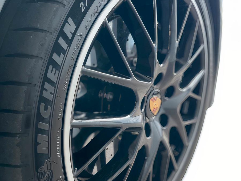 Porsche Panamera E-Hybrid S Turbo