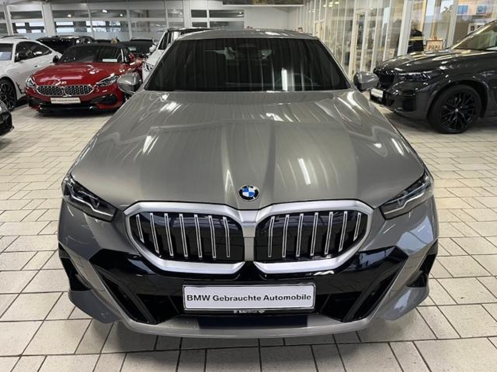 BMW 5 Serie 520 M-Sport Sedan 520i