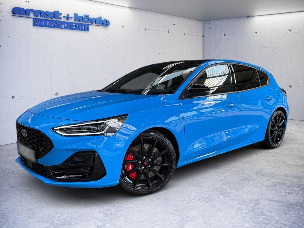 Ford Focus EcoBoost ST Line