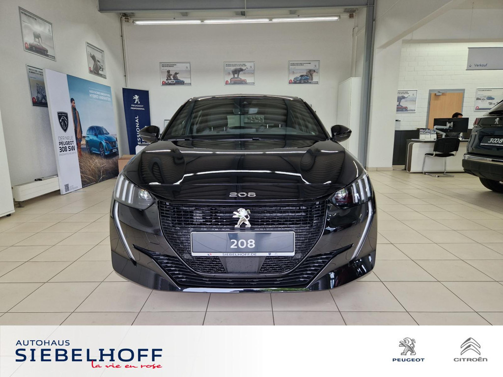 Peugeot e-208