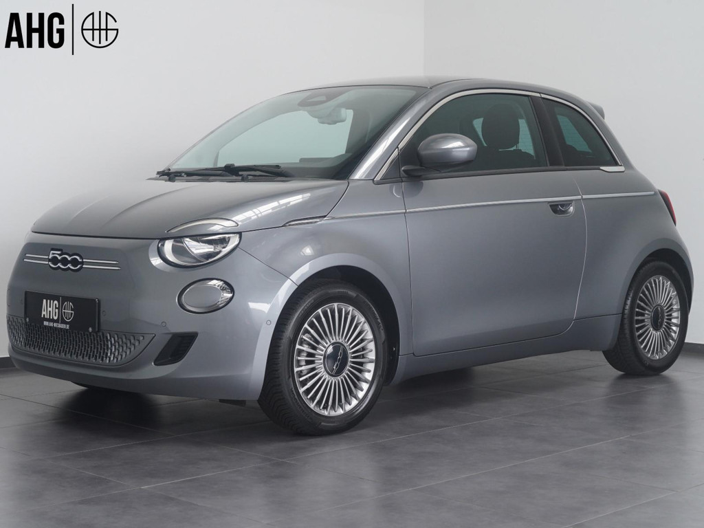 Fiat 500e 87KW/42kWh/DC-LADEN/CARPLAY/DAB/SOH/KAMERA