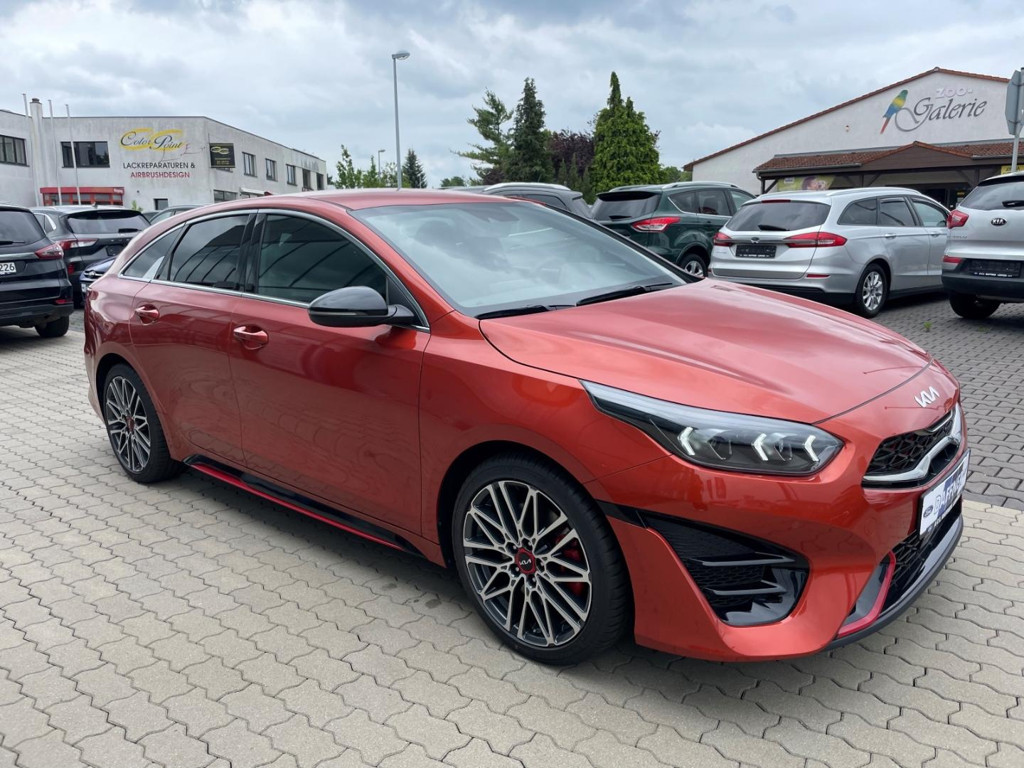Kia ProCeed
