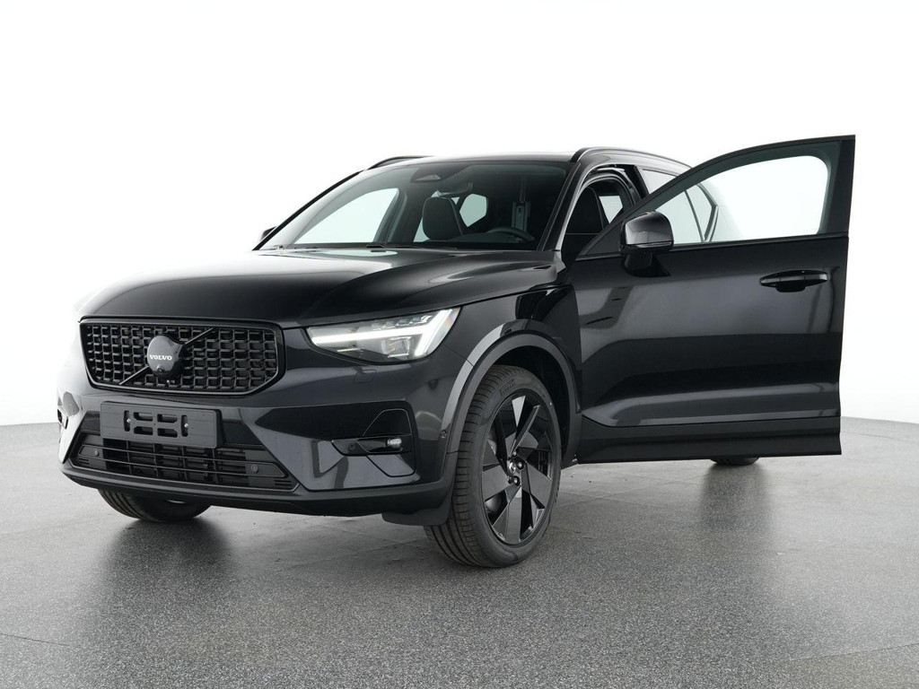 Volvo XC40 Plus