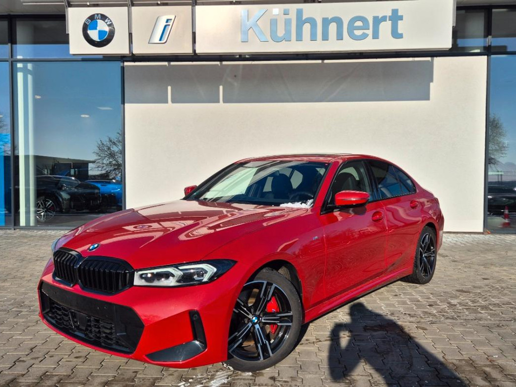 BMW 3 Serie 330 M-Sport xDrive Sedan 330i