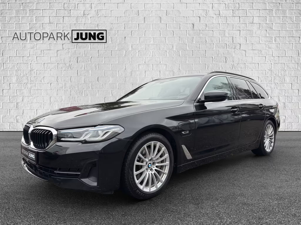 BMW 5 Serie 530 Business Line xDrive Touring 530e