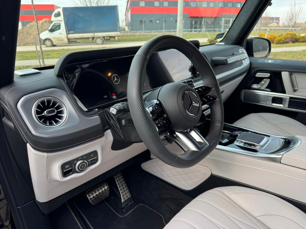 Mercedes-Benz G-Klasse