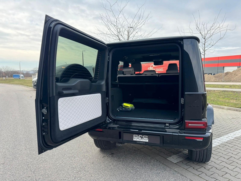 Mercedes-Benz G-Klasse