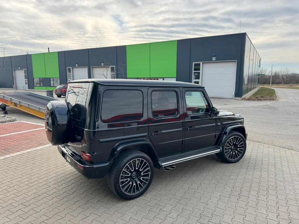 Mercedes-Benz G-Klasse
