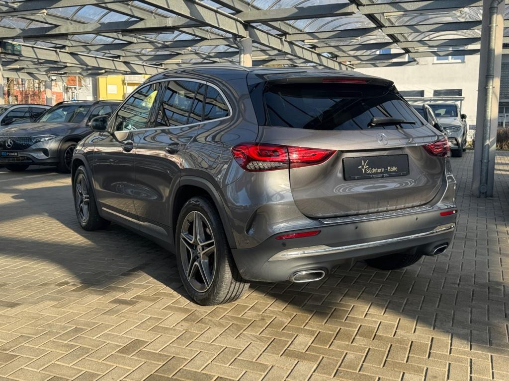 Mercedes-Benz GLA-Klasse