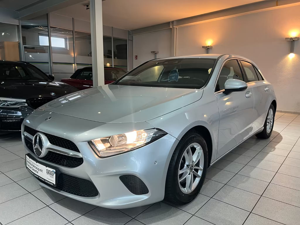 Mercedes-Benz A-Klasse A 180 A 180 d