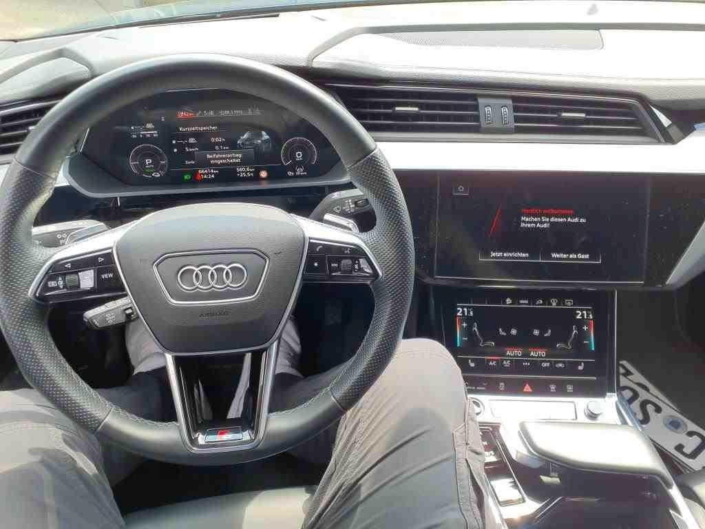 Audi e-tron