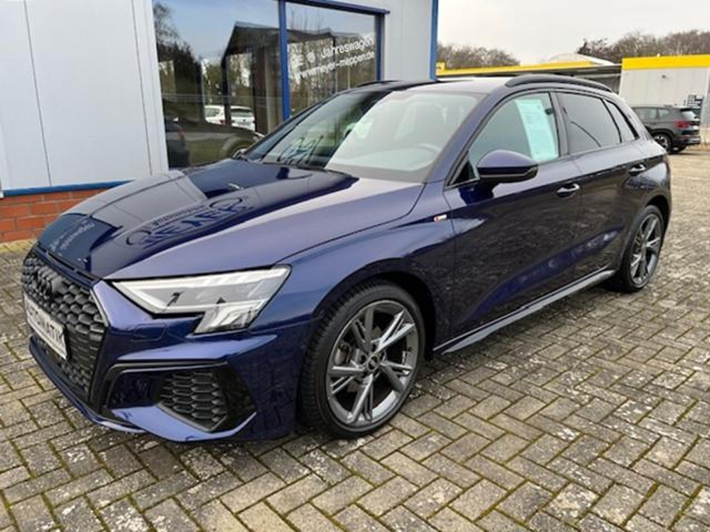 Audi A3 Sportback Sedan S-Line S-Tronic 35 TDI