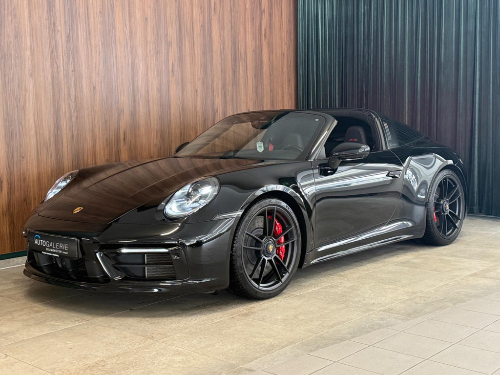 Porsche 992 Targa Cabrio 4