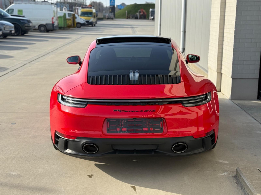 Porsche 992