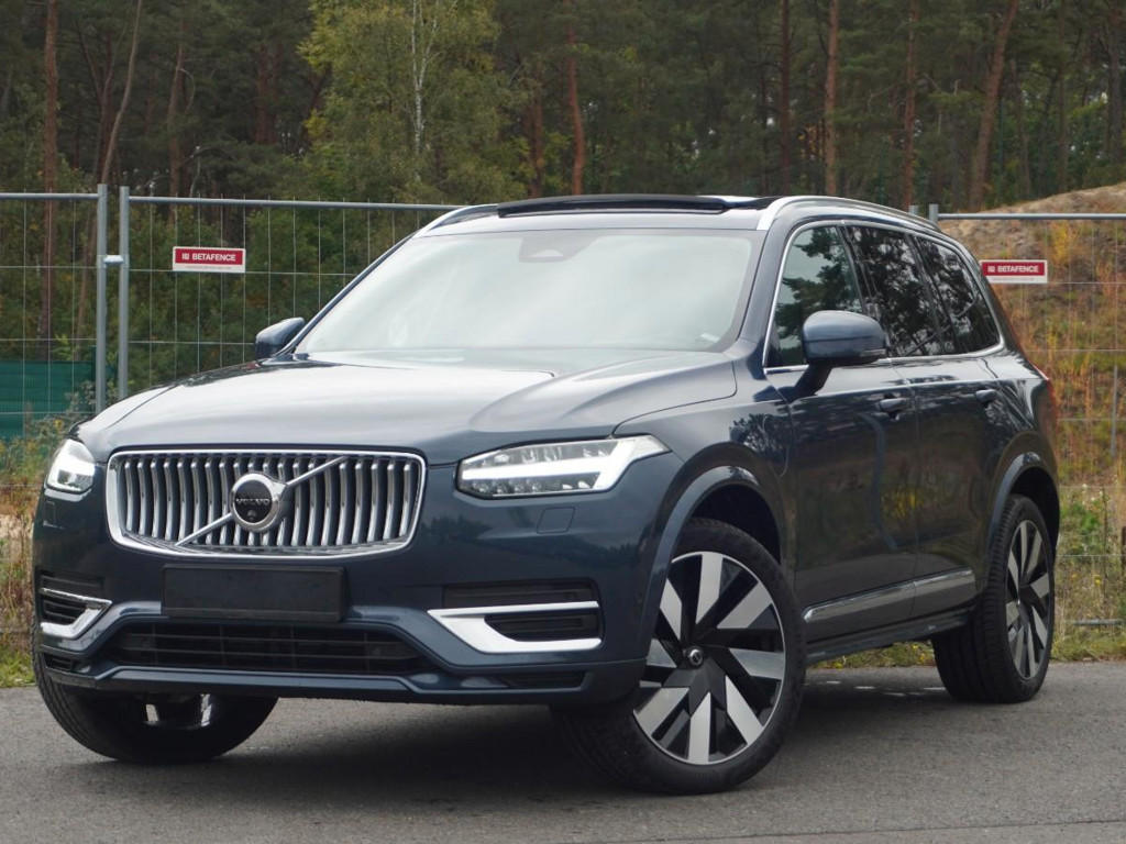 Volvo XC90 T8 Plus Bright