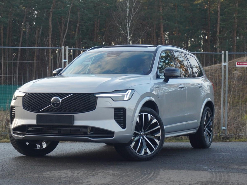 Volvo XC90 T8 Plus Dark