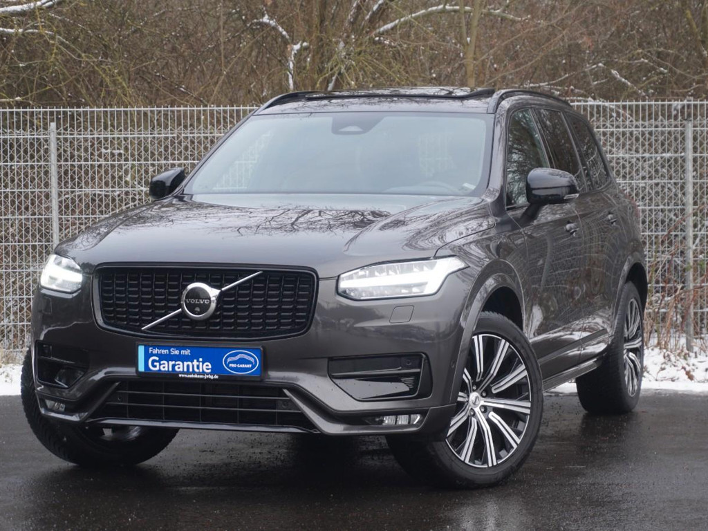Volvo XC90 AWD Plus Dark
