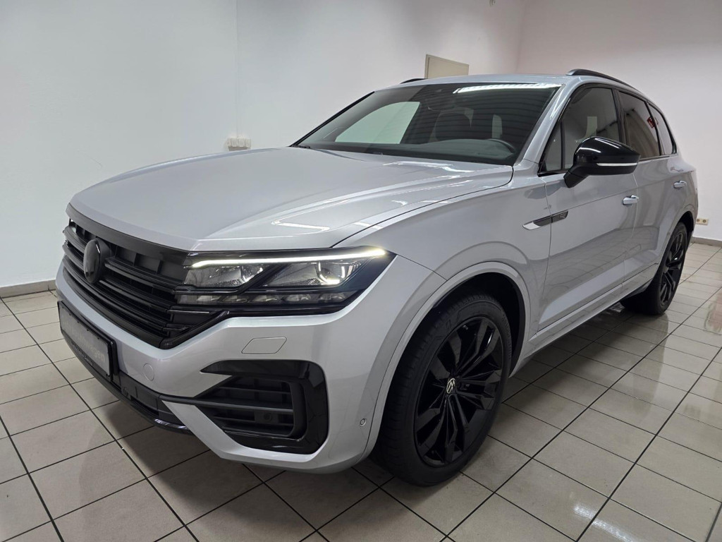 Volkswagen Touareg R-Line 3.0 V6 TDI