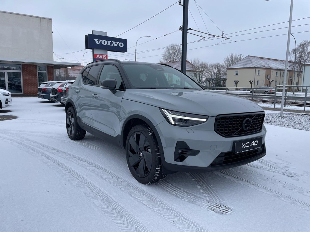 Volvo XC40 Ultra