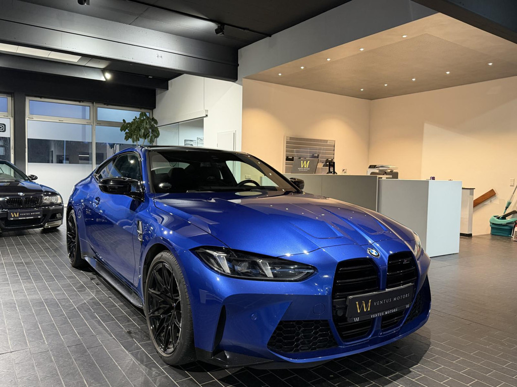 BMW M4 xDrive Competition