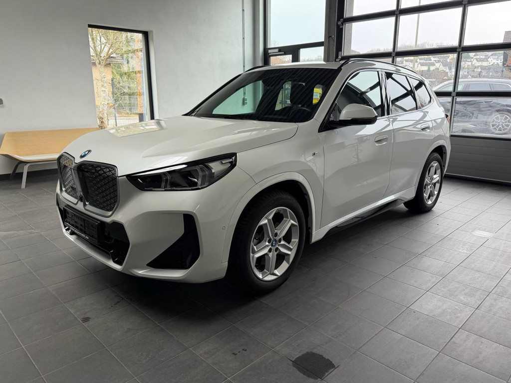 BMW iX1 M-Sport xDrive