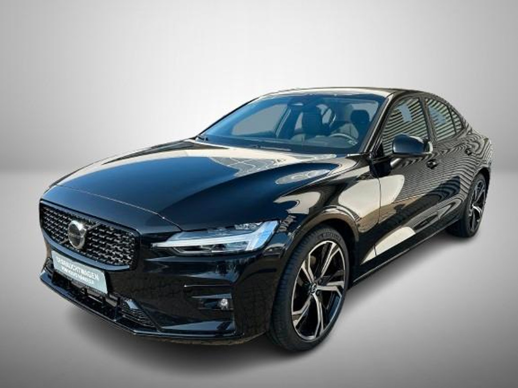 Volvo S60 Plus Dark