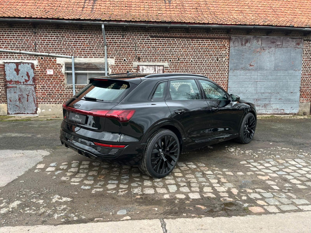 Audi Q8 e-tron