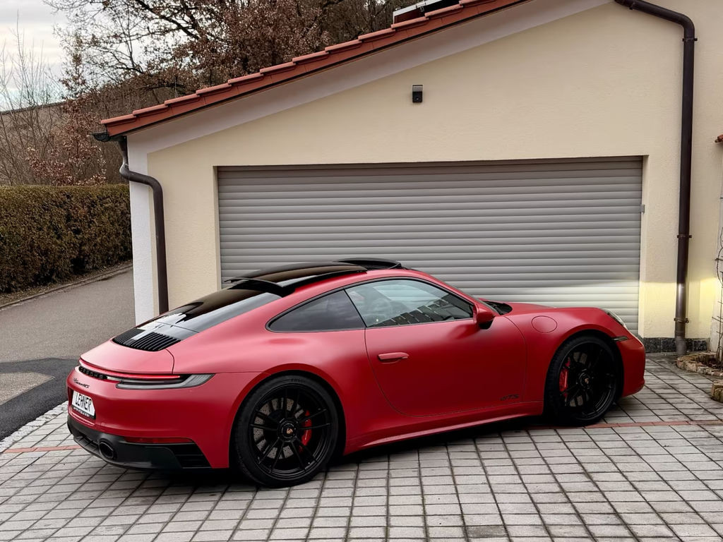Porsche 992
