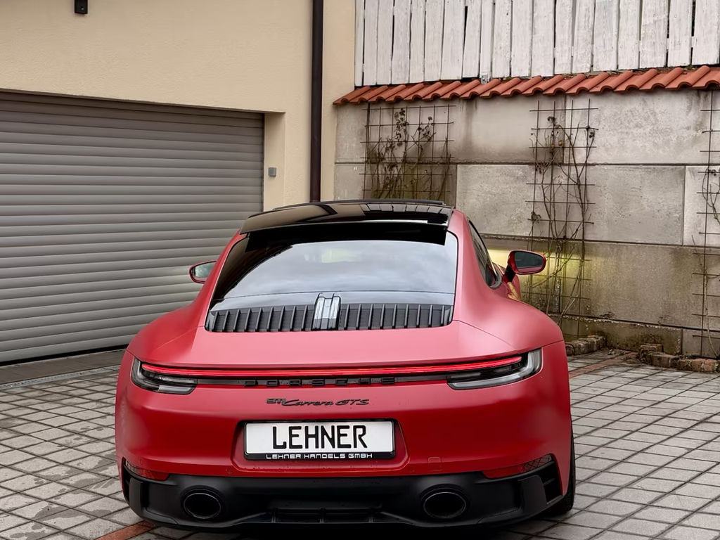 Porsche 992