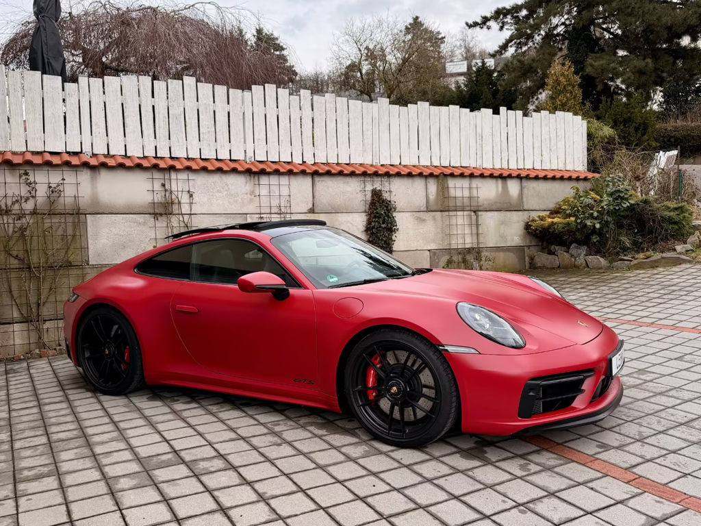 Porsche 992
