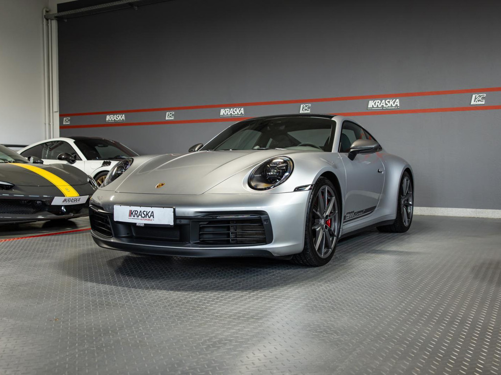 Porsche 992